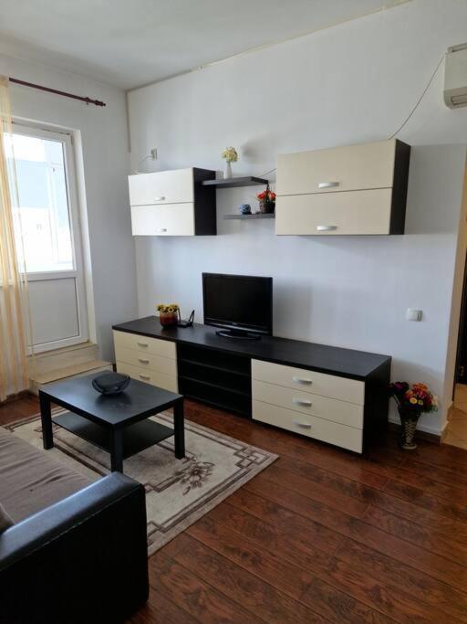 Charming Apartment With Private Terrace Bucureşti Eksteriør bilde