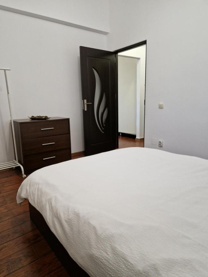 Charming Apartment With Private Terrace Bucureşti Eksteriør bilde