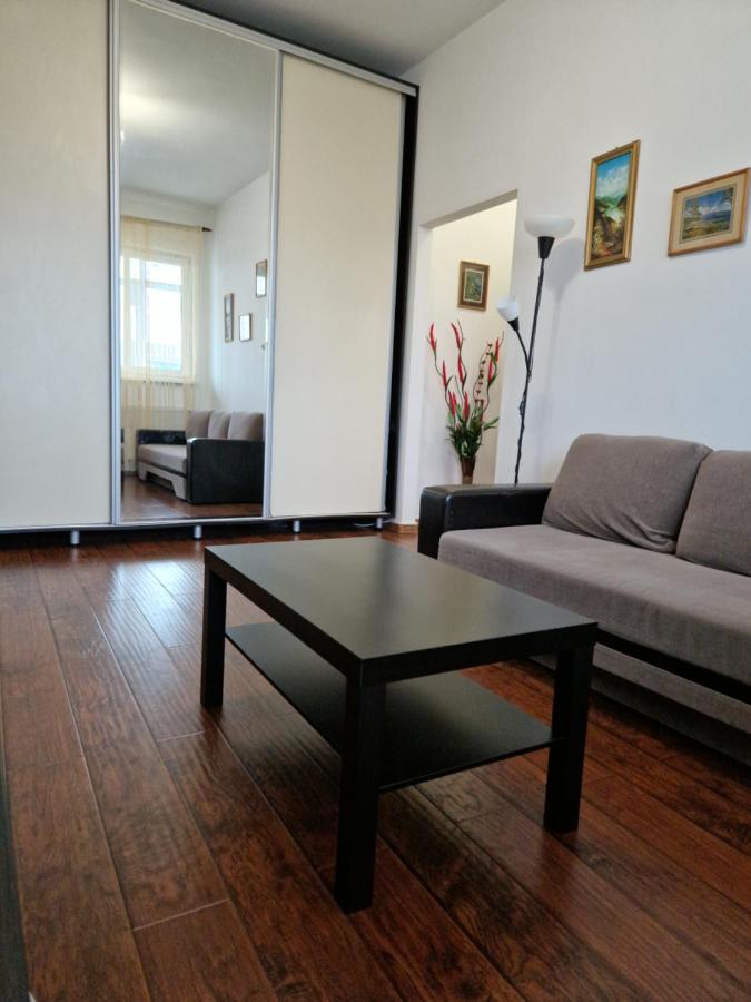 Charming Apartment With Private Terrace Bucureşti Eksteriør bilde